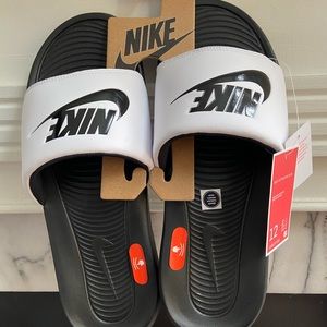 Nike Victori One Slide